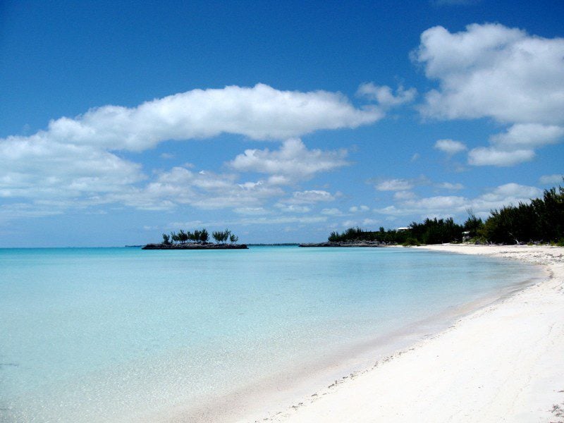 gaulding cay beach